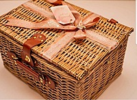 CHRISTMAS ABUNDANCE BASKETS CHRISTMAS ABUNDANCE BASKETS