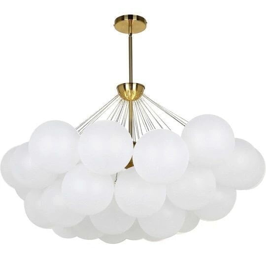 LUXURY WALL LIGHTS AND CHANDELIERS